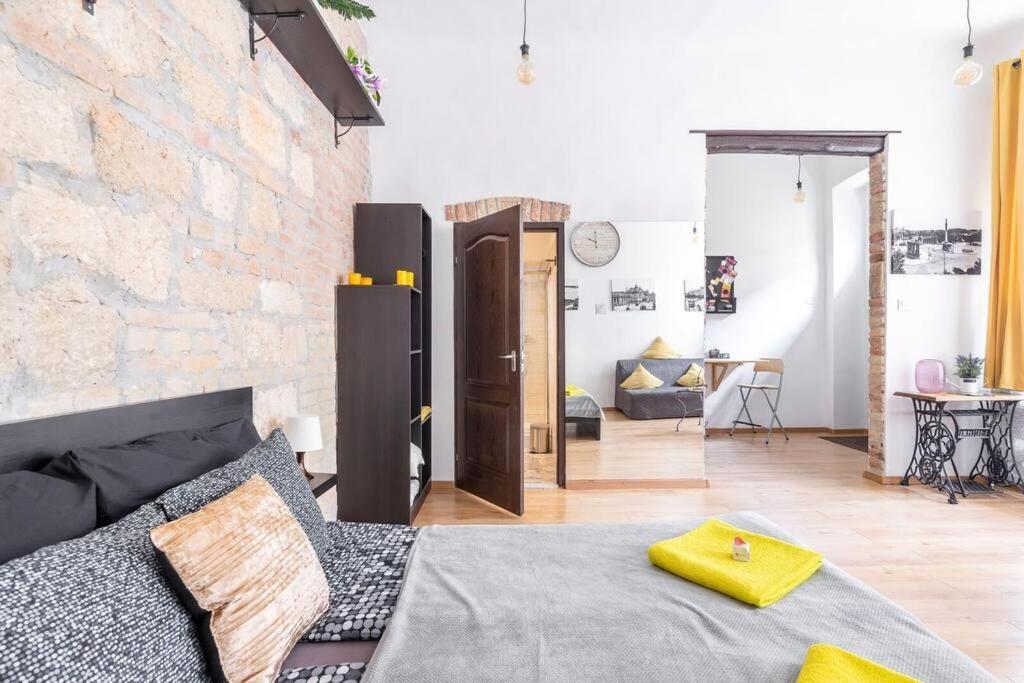 Vintage Style Cozy Downtown Apartment. Boedapest Buitenkant foto
